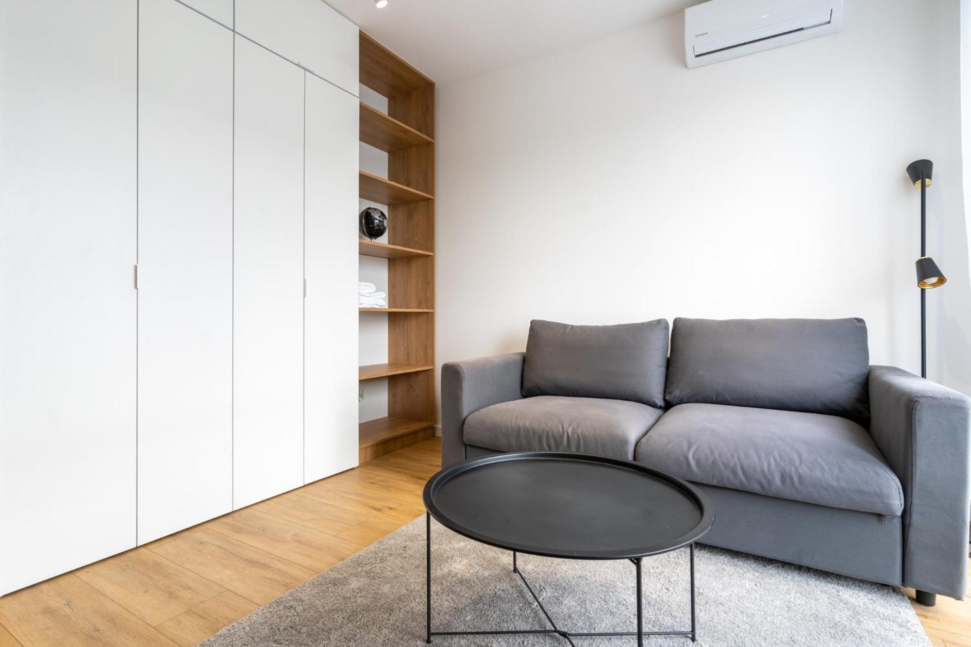 Szurmana Modern Studio 卡托维兹 外观 照片